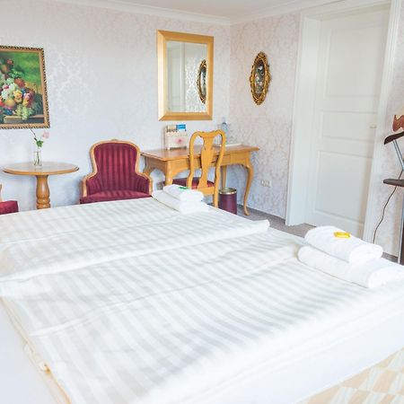 Romantisches Hotel Zur Traube Schwerin Schwerin  Phòng bức ảnh