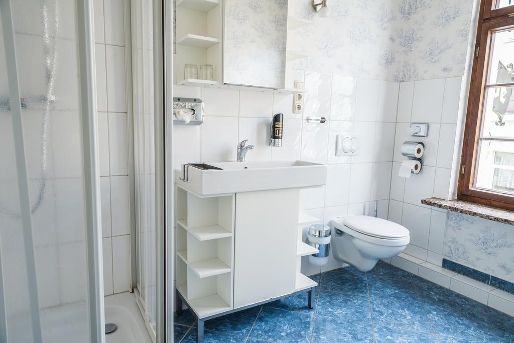 Romantisches Hotel Zur Traube Schwerin Schwerin  Phòng bức ảnh