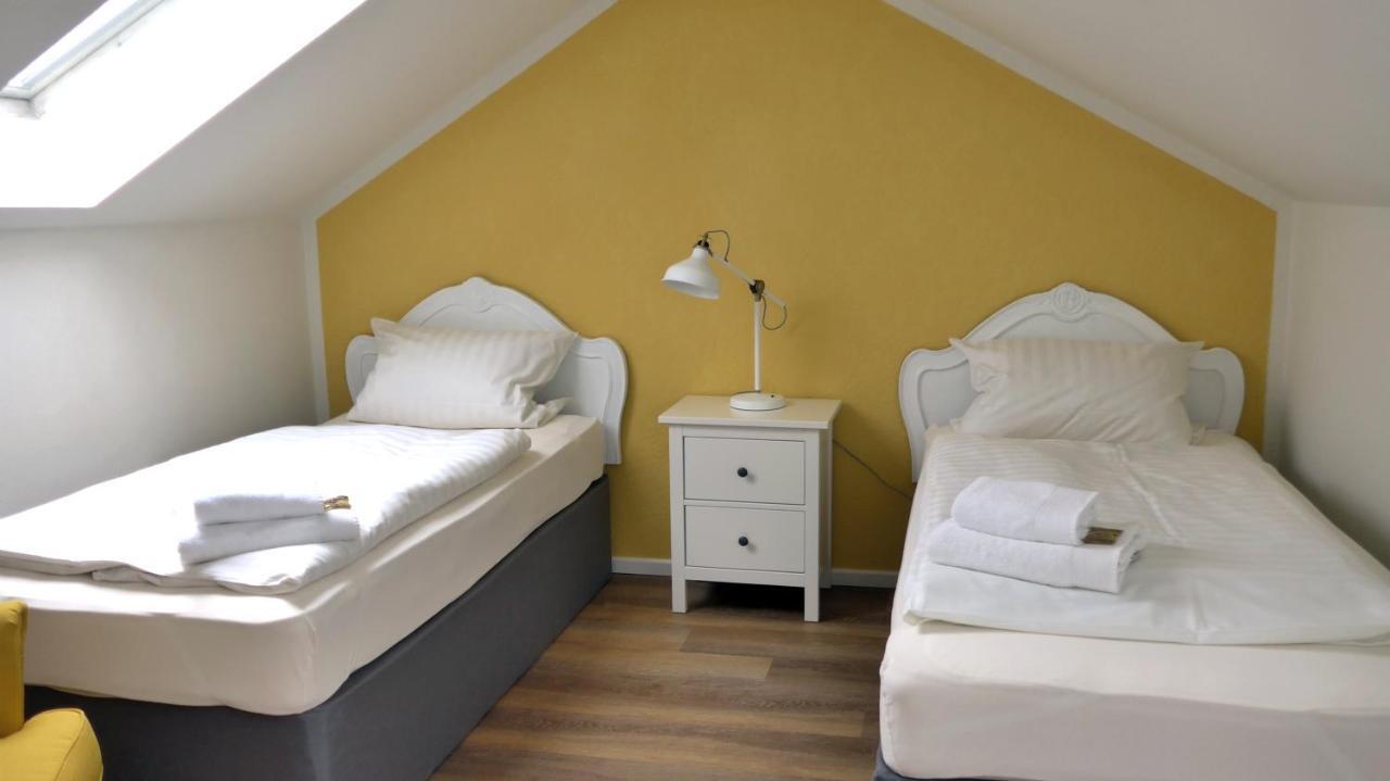 Romantisches Hotel Zur Traube Schwerin Schwerin  Ngoại thất bức ảnh